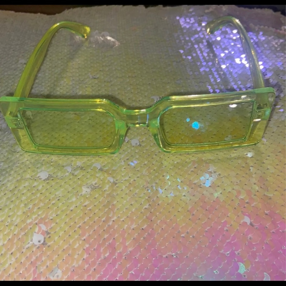 Women sunglasses
